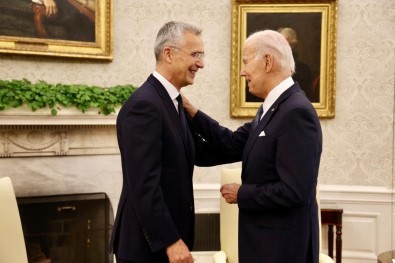 Biden, NATO Genel Sekreteri Stoltenberg Ile Beyaz Saray'da Bir Araya Geldi