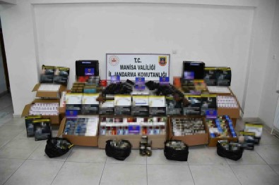 Manisa Jandarmasindan 5 Ilde Es Zamanli Operasyon Açiklamasi 57 Gözalti