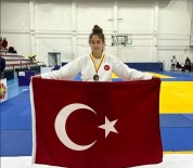 Vanli Sinem Aydin Makedonya'dan Bronz Madalyayla Döndü