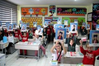 Antalya'da 503 Bin 389 Ögrenci Karne Alacak