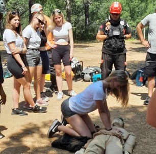 Datça Avrupali Misafirlerini Agirliyor
