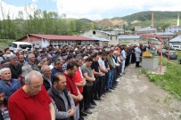 Kazada Hayatini Kaybeden Bisiklet Sürücüsü Son Yolculuguna Ugurlandi