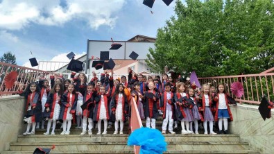 85. Yil Zübeyde Hanim Anaokulunda Yilsonu Heyecani