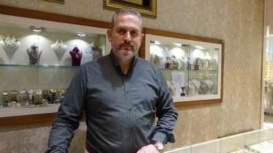 Gram Altinda Yükselis Trendi Sürüyor, Yatirimcilara Sabirla Beklemeleri Tavsiye Ediliyor