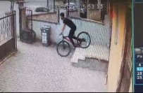 Apartmandan Bisiklet Çalan Hirsiz Kameralara Yakalandi