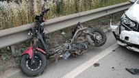 Kocaeli'de Motosiklet Bariyerlere Çarpti Açiklamasi 1'I Agir 2 Yarali