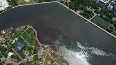Haliç eski günlerine geri döndü! Kötü koku ve renk değişimi isyan ettirdi