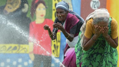 Hindistan’da aşırı sıcaklar nedeniyle hayatını kaybedenlerin sayısı 166’ya yükseldi