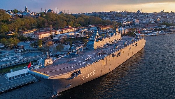 TCG Anadolu gemisi İstanbul’dan ayrıldı
