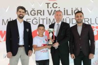 Agri'da 35 Bin 245 Kisinin Ziyaret Ettigi 'Bilim Dolu Günler Bilim Senligi' Ödül Töreni Düzenlendi