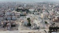 Depremin Vurdugu Hatay'da Agir Hasarli Binalar Yikiliyor Haberi