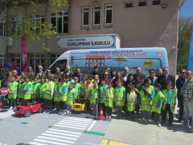 Jandarmadan Ögrencilere Trafik Egitimi