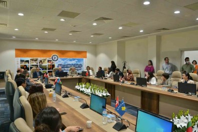 Usak Üniversitesi'nde 4. Uluslararasi Hafta Basladi