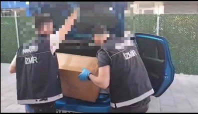 Izmir'de Binlerce Sentetik Ecza Maddesi Ele Geçirildi