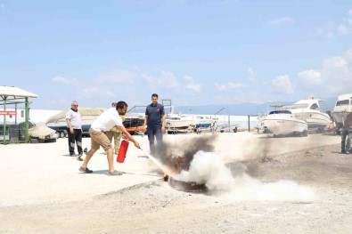 Burhaniye Marinada Yangin Tatbikati