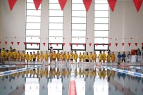 Minikler Kartepe'de Kulaç Atti