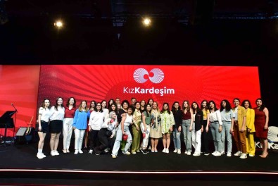 Kiz Kardesim Projesi 50 Bin Genç Kadina Yeni Programlar Ile Destek Olacak