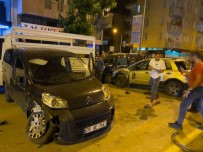 Amasya'da Üç Aracin Çarpistigi Kaza Kamerada