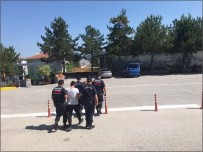 Insaattan Çaldiklari Malzemeleri Hurdaciya Sattigi Gerekçesiyle Yakalanan 2 Süpheli Tutuklandi