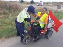 Jandarma, Motosiklet Sürücülerine Reflektif Yelek Dagitti