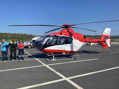 Kuzey Marmara'ya Helikopter Indi, Gören Dönüp Bir Daha Bakti
