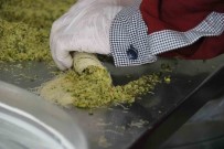 Diyarbakir'da Kurban Bayrami Için 35 Ton 'Tescilli' Burma Kadayif Üretilecek