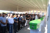 Feci Kazada Hayatini Kaybeden Anne Ve Iki Çocugu Son Yolculuguna Ugurlandi