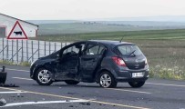 Sarikamis'ta Trafik Kazasi Açiklamasi 4 Yarali