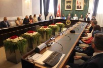 Vali Ekici, Kirklareli'nde LGS'den Tam Puan Alan 3 Ögrenciyle Bir Araya Geldi