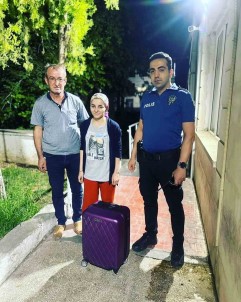 Karistirilan Çantadan Çikan 350 Bin TL Degerindeki Ziynet Esya Sahibine Teslim Edildi