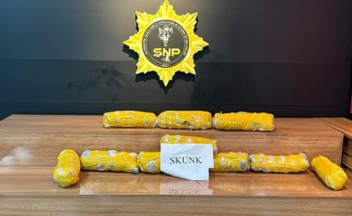 Araçtan 5 Kilo 600 Gram Uyusturucu Çikti