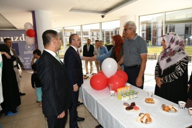 Çanakkale'de Depremzedelerle Bayramlasma Töreni Düzenlendi