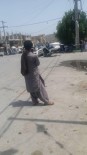 Iran'da Öfkeli Kalabalik Polis Aracini Atese Verdi Açiklamasi 2 Yarali