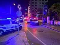 Izmir'de Karakol Önünde Silahli Kavga Açiklamasi 1 Agir Yarali