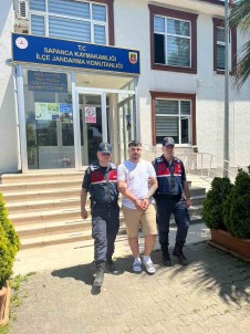 Hakkinda 15 Yil Kesinlesmis Hapis Cezasi Vardi, Tatil Yaparken Yakalandi