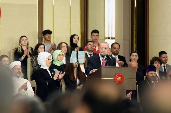 Başkan Erdoğan duyurdu: Kabine Toplantısı salı günü yapılacak