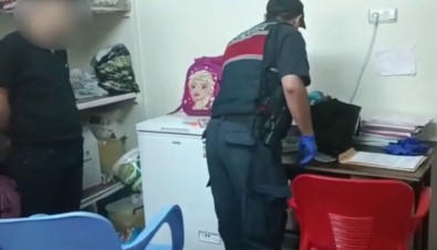 Jandarmadan Vatandaslari 12 Milyon Lira Dolandiran Çeteye Operasyon