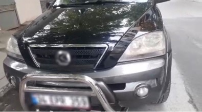 Küçükçekmece'de Dügün Konvoyunda Trafigi Tehlikeye Sokan Sürücülere Ceza Yagdi