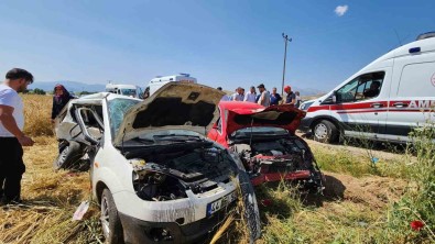 Kahramanmaras'ta Trafik Kazasi Açiklamasi 3'Ü Agir 10 Yarali