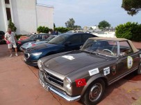 Ayvalik'ta Klasik Otomobiller 25. Bati Anadolu Rallisi Basladi