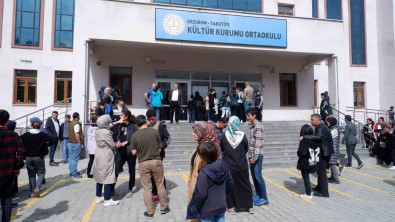 Erzurum'da LGS Heyecani Basladi