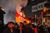 Kars'ta Galatasaray Taraftarlari Sokaga Döküldü Haberi