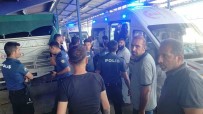 Edirne'de Pazarda Tasli Sopali Kavga Açiklamasi 2 Yarali Haberi
