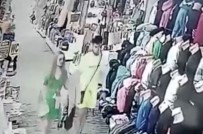 Esnafi Sahte 100 Dolar Vererek Dolandirirken Önce Kameraya Sonra Polise Yakalandilar