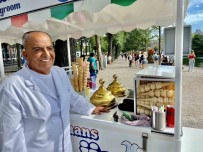 Hollanda'nin En Ünlü Dondurmacisi Musa Pekdemir 67 Yasinda Hayatini Kaybetti Haberi