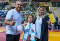 Ilk Kez Katildigi Judo Sampiyonada Türkiye Üçüncüsü Oldu Haberi