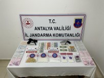 Antalya'da Jandarmadan Uyusturucuya Geçit Yok