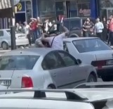 Gaziantep'te Pes Dedirten Kavga Açiklamasi Sokak Ortasinda Öldüresiye Darp Haberi