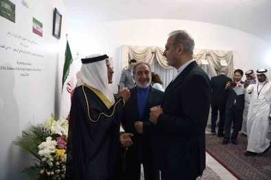 Iran'in Riyad Büyükelçiligi 7 Yilin Ardindan Yeniden Açildi