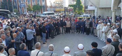 Devrek'te Ilk Hac Kafilesi Dualarla Ugurlandi